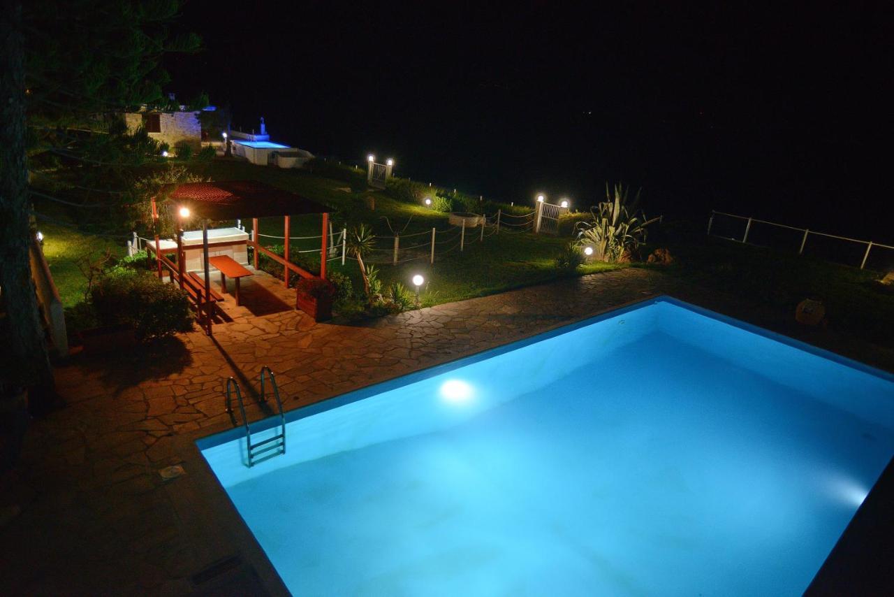 Antorina Beachfront Villas With Private Pools Kamari  Zewnętrze zdjęcie
