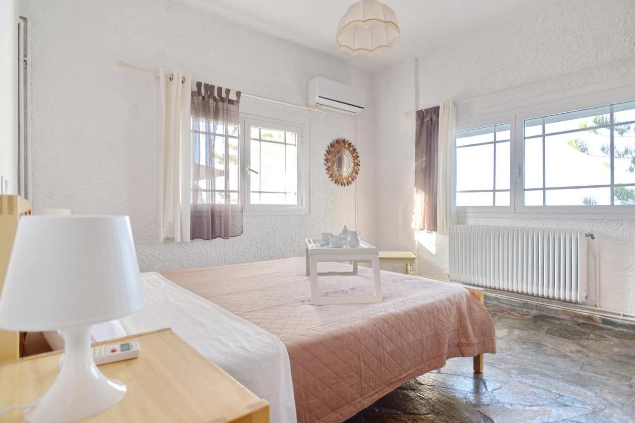Antorina Beachfront Villas With Private Pools Kamari  Zewnętrze zdjęcie