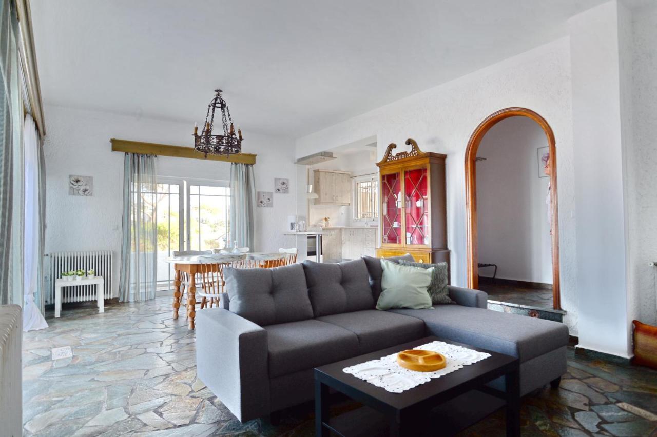 Antorina Beachfront Villas With Private Pools Kamari  Zewnętrze zdjęcie