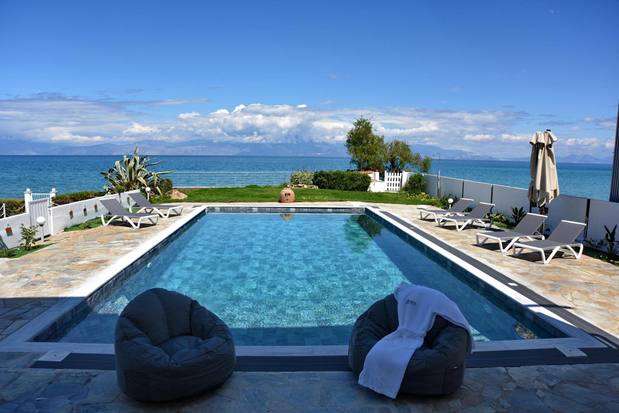 Antorina Beachfront Villas With Private Pools Kamari  Zewnętrze zdjęcie