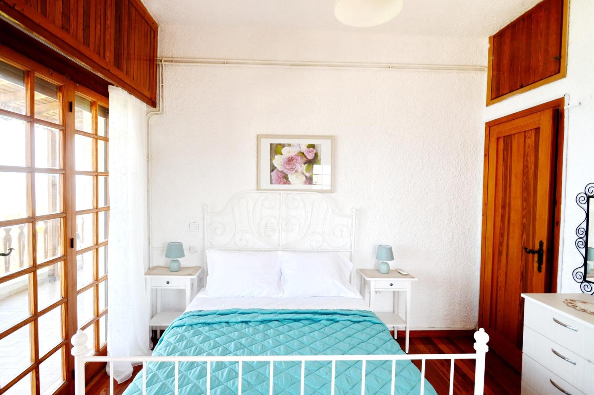 Antorina Beachfront Villas With Private Pools Kamari  Zewnętrze zdjęcie