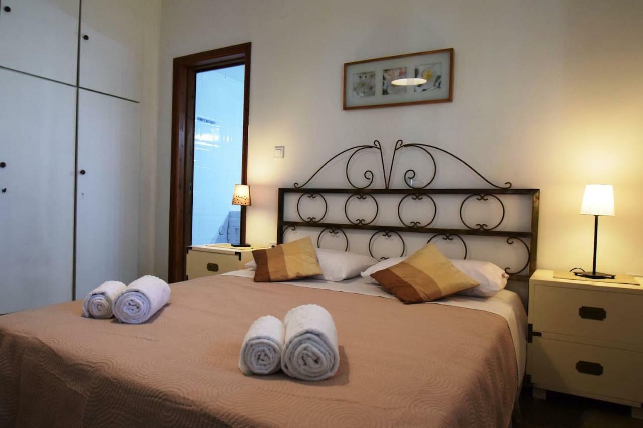 Antorina Beachfront Villas With Private Pools Kamari  Zewnętrze zdjęcie