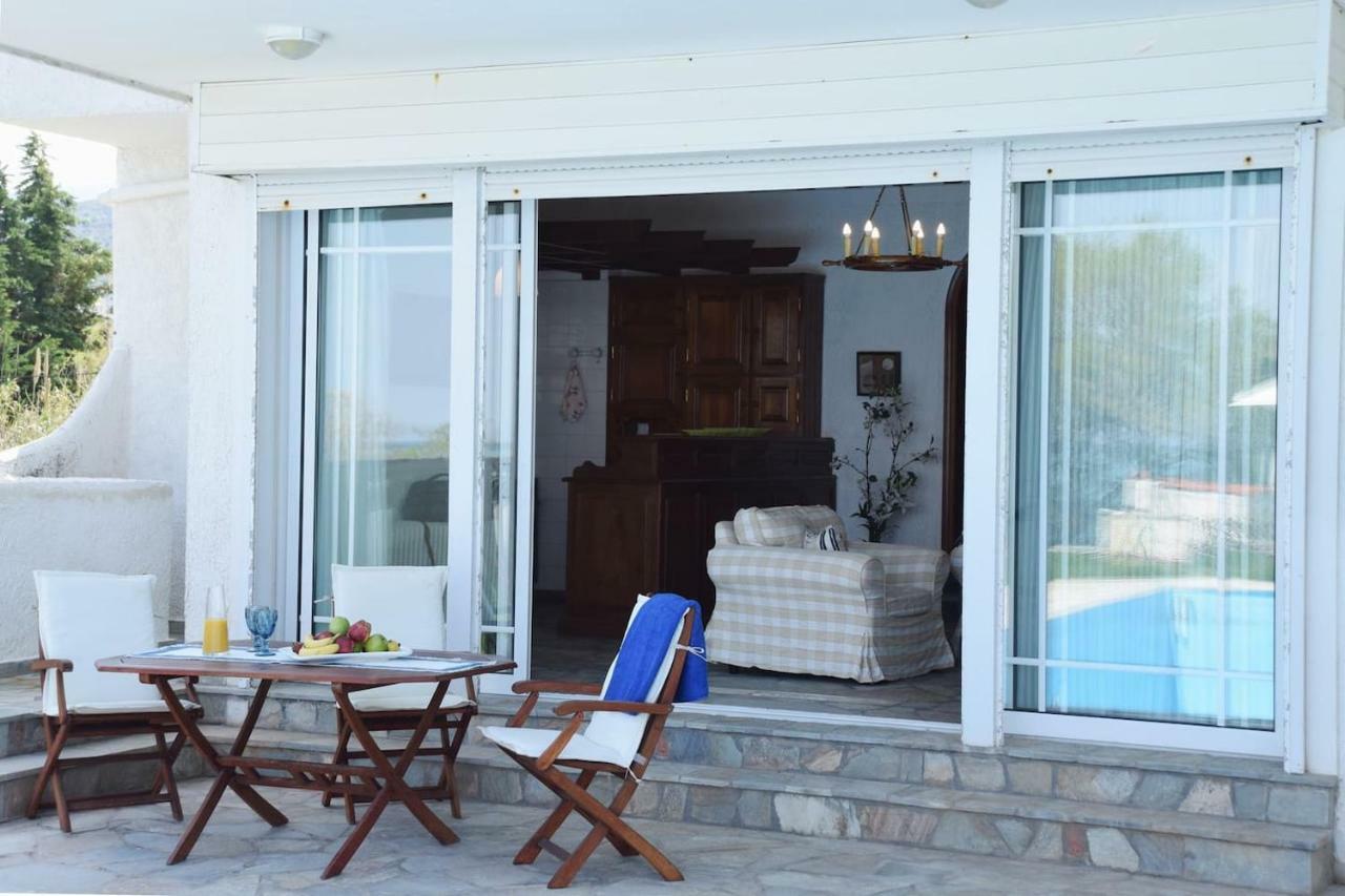 Antorina Beachfront Villas With Private Pools Kamari  Zewnętrze zdjęcie